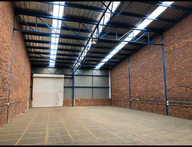 INDUSTRIAL PROPERTY TO RENT IN HALFWAY HOUSE